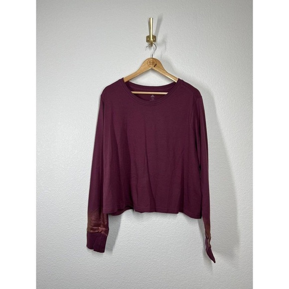 Adidas Holiday Shine Cropped Tee - Picture 2 of 6